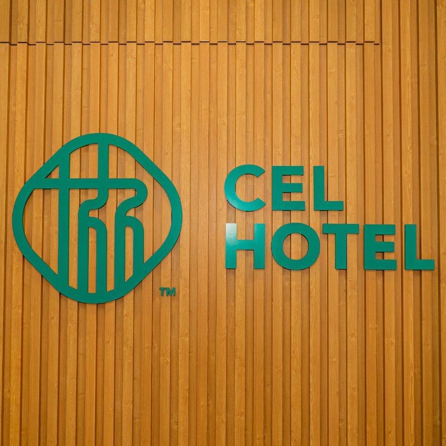 Cel Hotel Skudai Zewnętrze zdjęcie